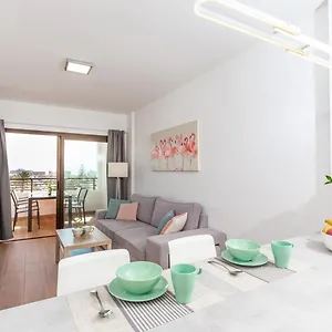 iguazu-tir24-top-floor-apartment.in-canary-islands.com/